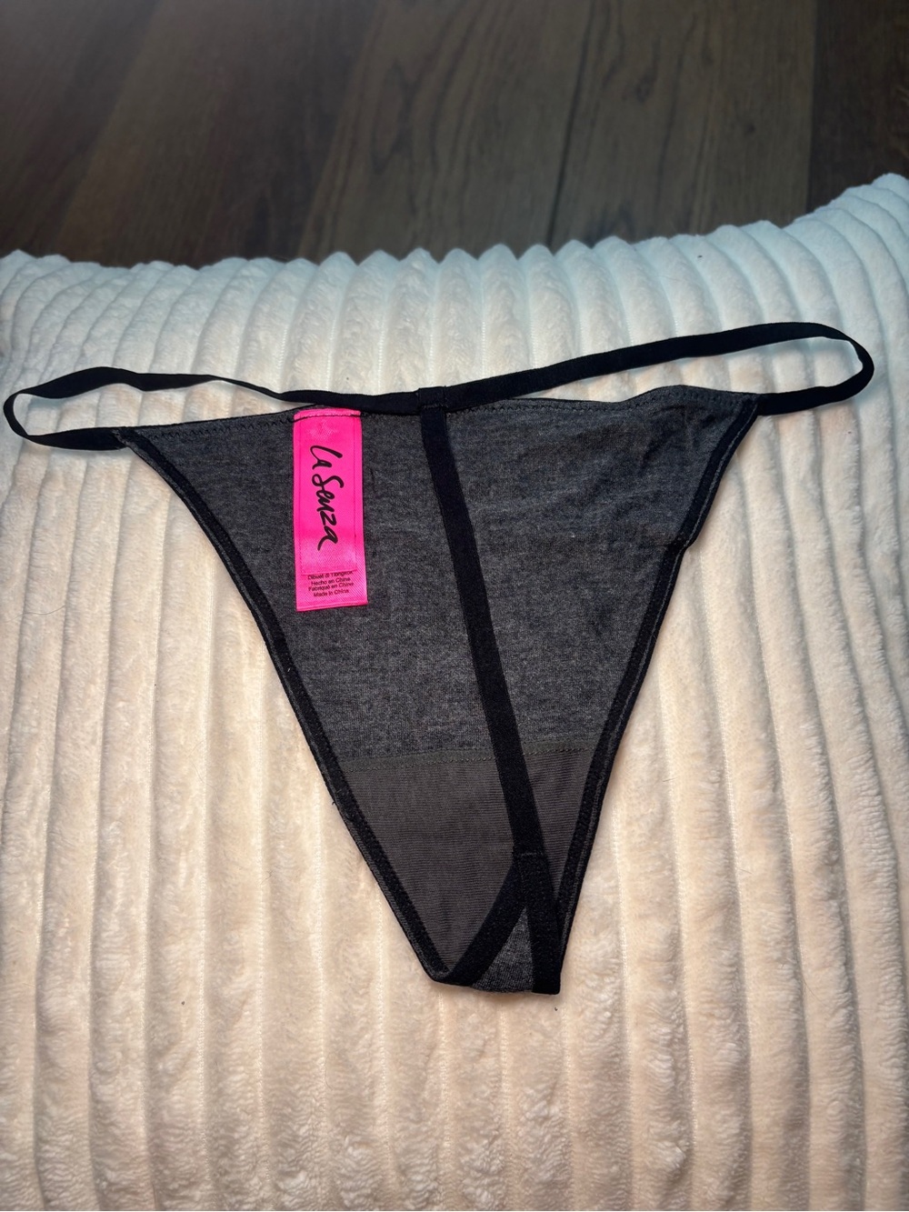 La SENZA Black Sheer Mesh V-Front Thong with Pink Tag